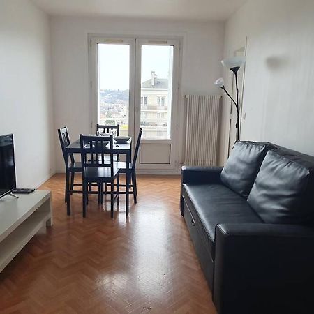 Spacieux F4 Avec Vue Panoramique Et 2 Places De Parking Rouen Kültér fotó